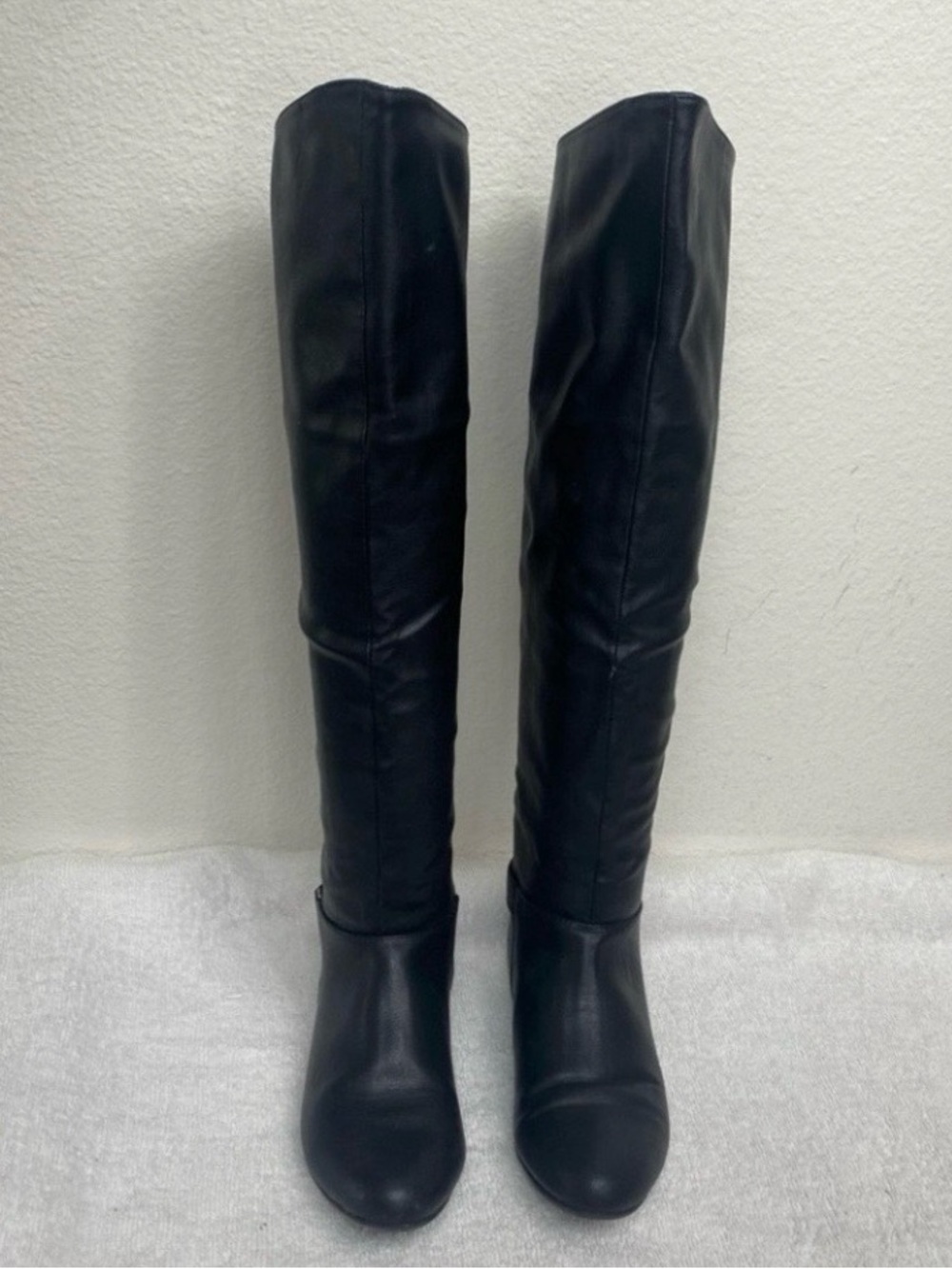Chinese Laundry Women's Black Faux Leather Knee High Flat Riding Boots Size 5.5